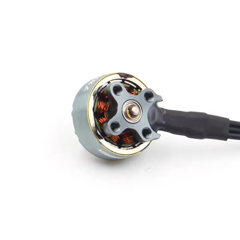 4 buah SPARKHOBBY XSPEED 1103  - Foxeer Reaper F4 128K 65A Esc ulasan dan harga